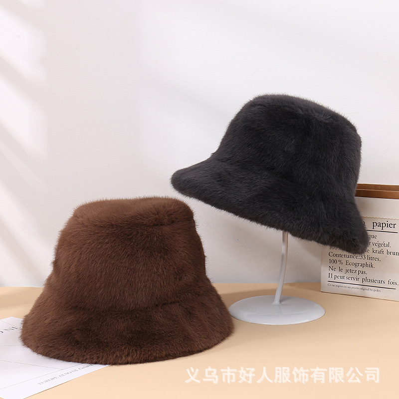 Tóc bạc mới là nón của thợ câu cá ấm áp.