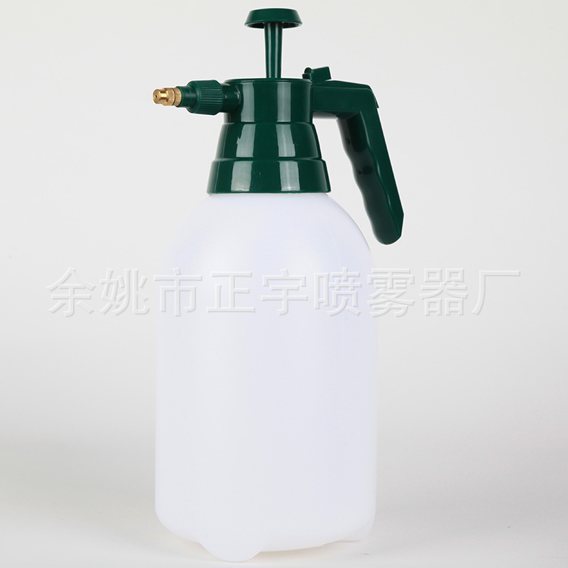 Những bi-đông thủy lợi xanh lá cây, 1.5 L, bi-đông, bình phun bọt, bình phun nước phun bằng tay.