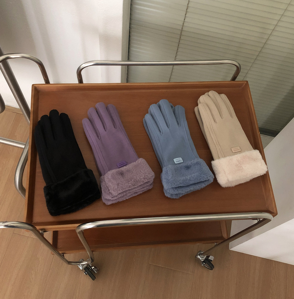2023 new warm gloves for the winter, soft and velvet.