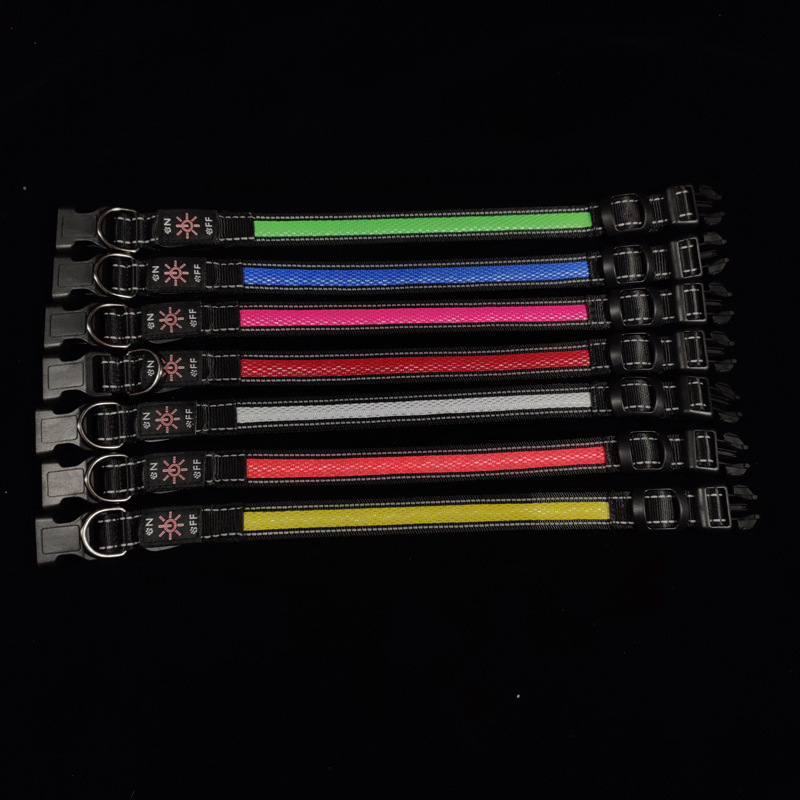 Con mèo vòng cổ đèn LED, sợi dây kéo, nước Mỹ mới. Nạp nylon, hàng hóa.
