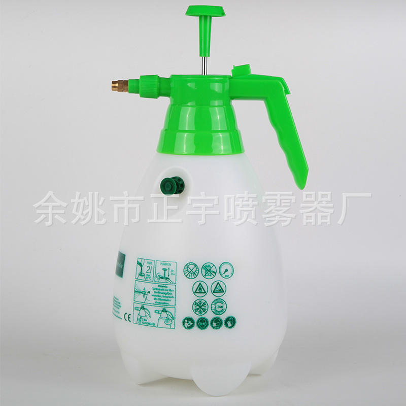 Bộ phun nước bằng tay nén 1.5L