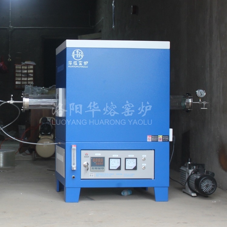 The plant supplies the high-temperature furnace series, the stand-by-barrel furnace sector, the small-scale high-temperature laboratory of the scientific unit.