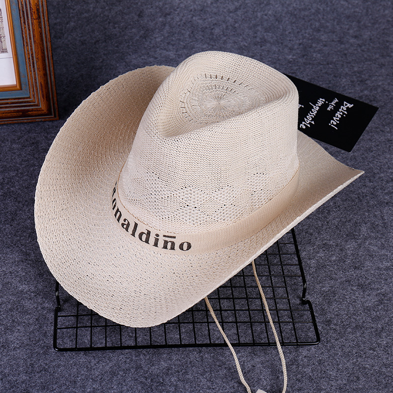 The Outdoor Straw Hat Man covered the Western Cowboys' Sunshine Hats, the Summer Tour Sir.