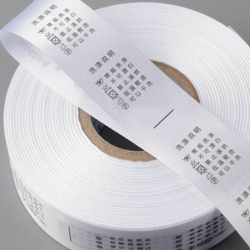 Nhãn hiệu dầu gội nguồn nước sẽ được tự do thiết kế một bản in trong vải bông.