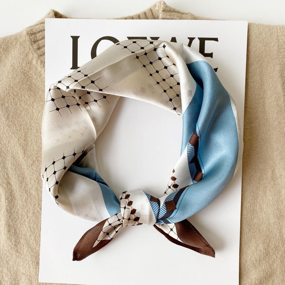 New Korean silk towels, spring and summer.