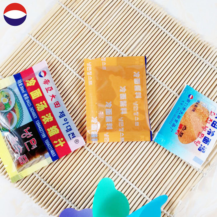 Trại máy móc ở Jilin Yanbing, một đĩa thức ăn nấu lạnh của Hàn Quốc.