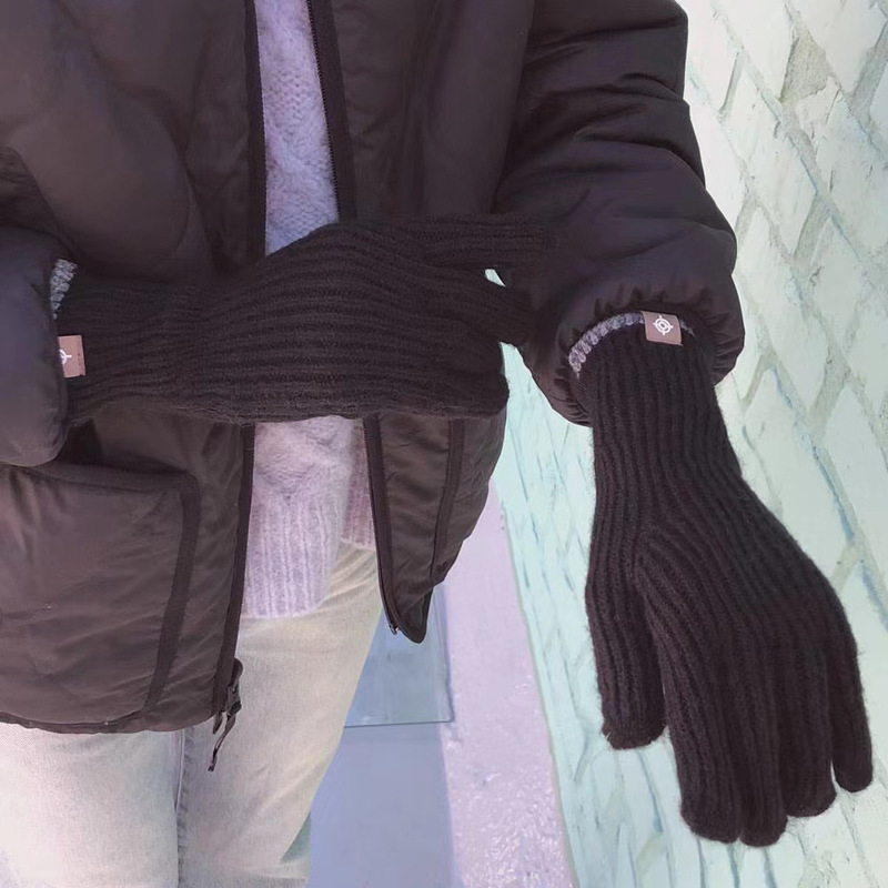 2022 Korean Ins, same knitting gloves.