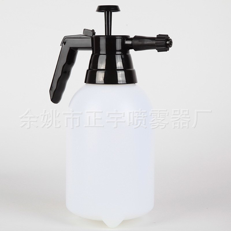 Những bi-đông thủy lợi xanh lá cây, 1.5 L, bi-đông, bình phun bọt, bình phun nước phun bằng tay.