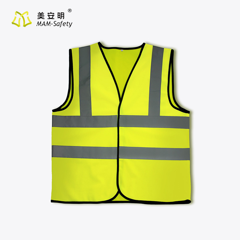 The Mei An Ming factory is a direct source of annual reflector clothing for the production of safety mirror vests at foreign trade spot sites