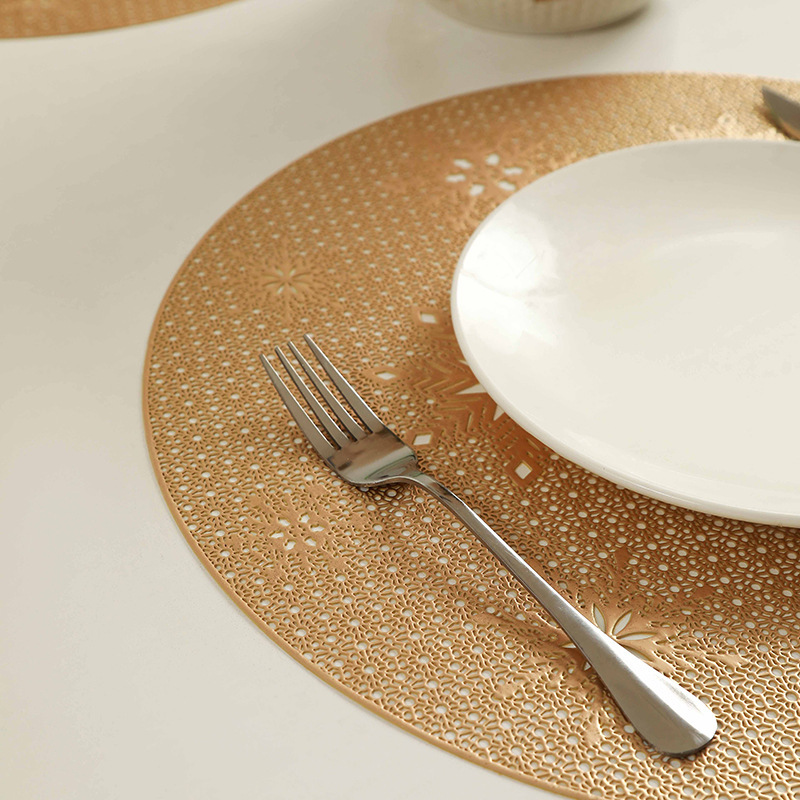 Nordic utensils, empty snow bouquets, hot-seated Western bowl table, pvc hot mat.