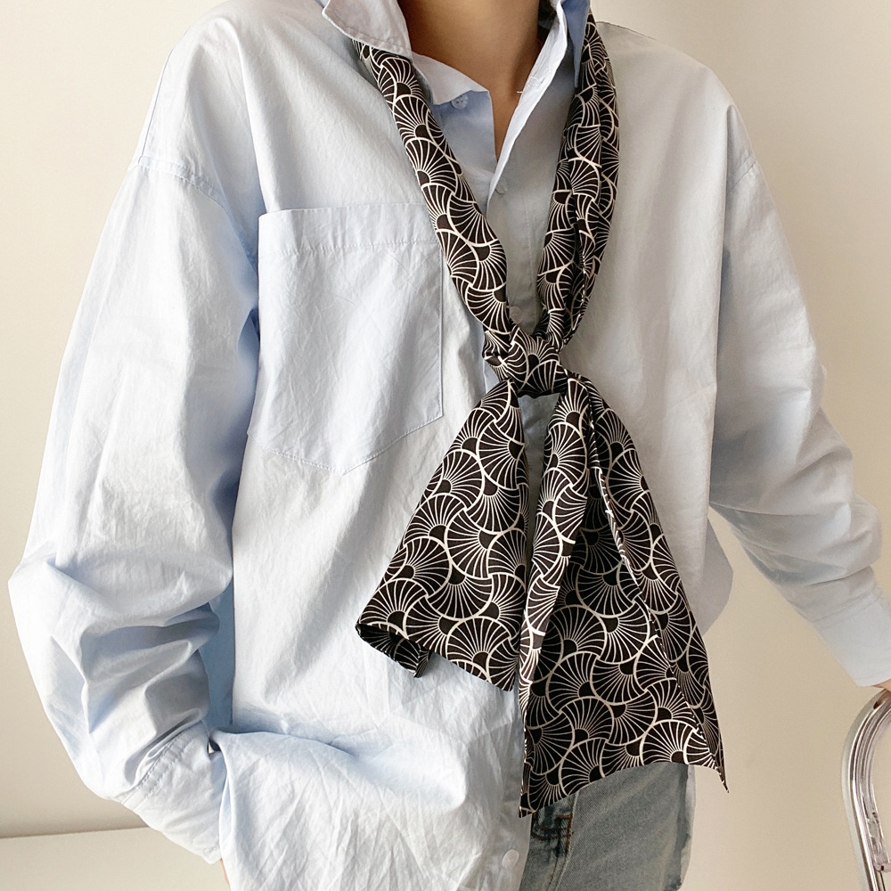 Summer silk scarves with spring and autumn fragrance and silk belts to protect the neck and neck.