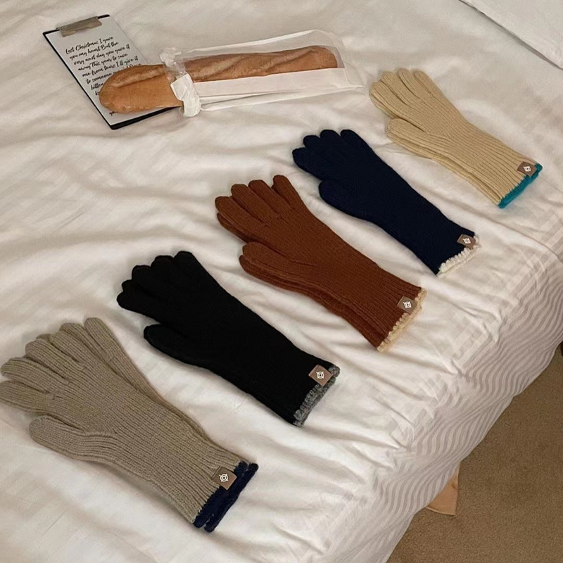 2022 Korean Ins, same knitting gloves.