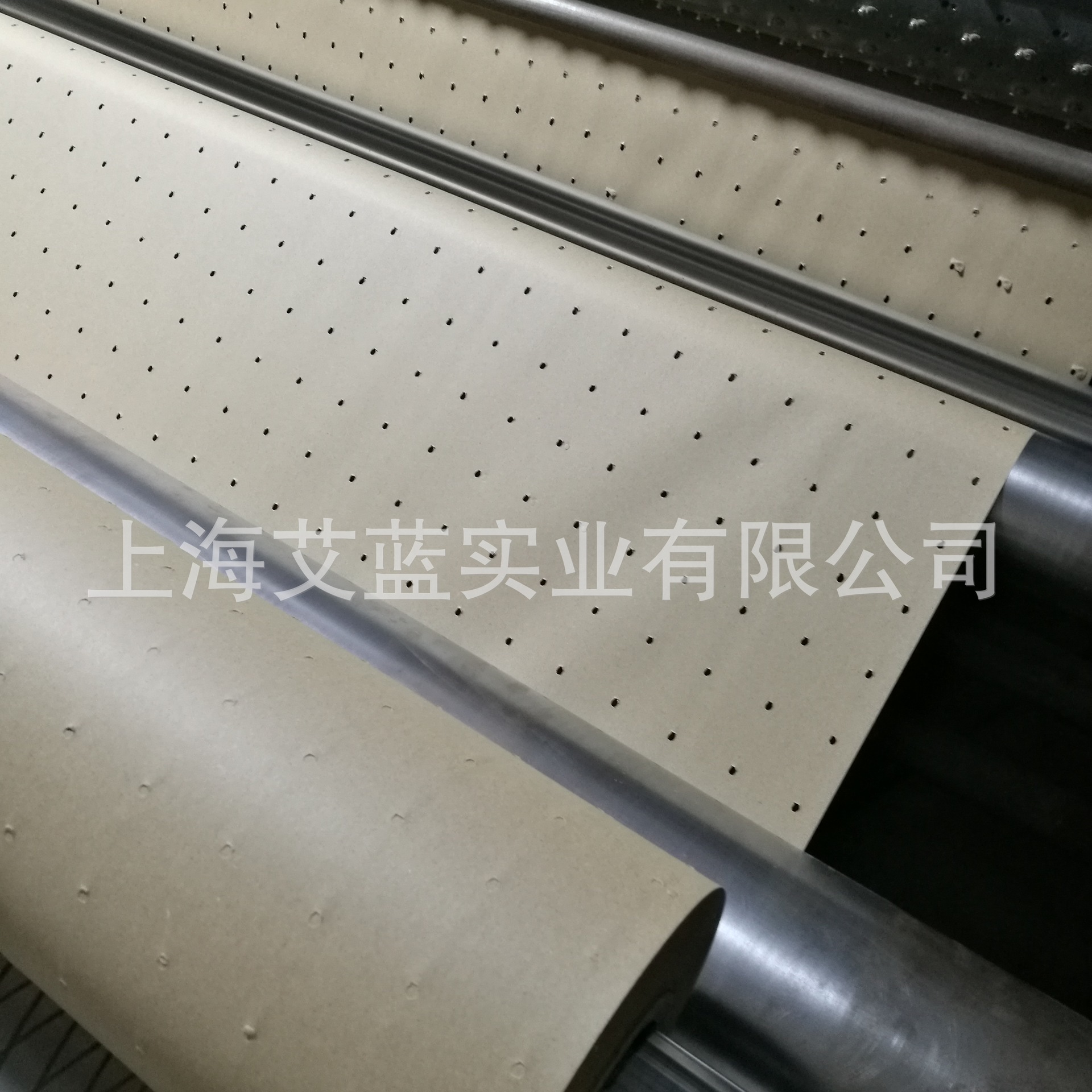 The spot is 1.6 m90 g per hole paper machine CAM substrate paper