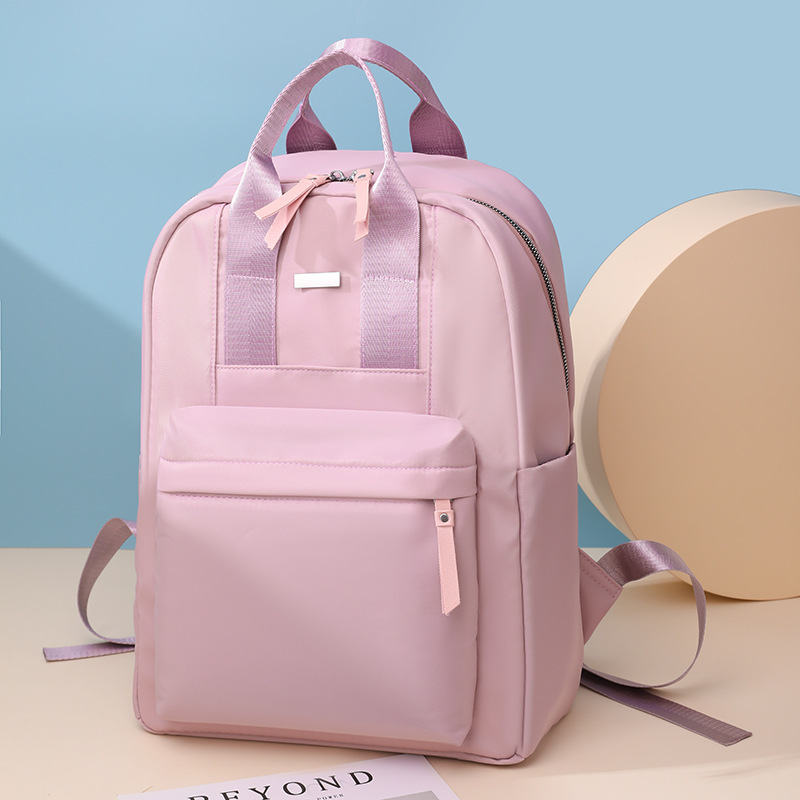 Ms. Oxford's two-shoulder-free, water-proof, and travel packs for students.