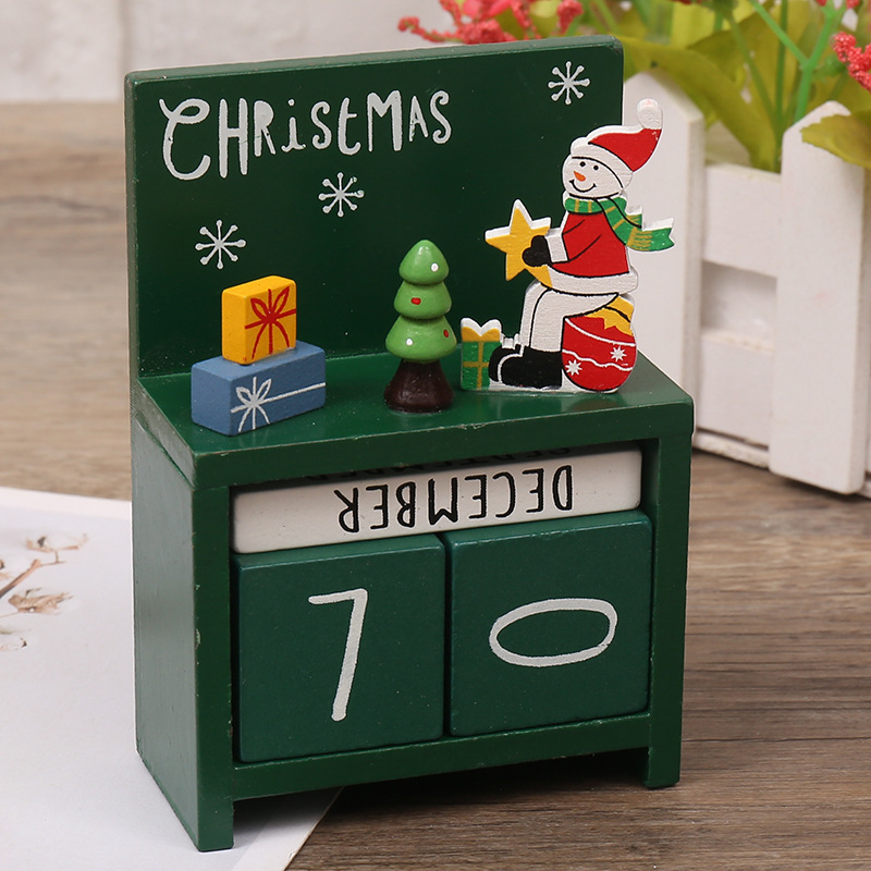 A small mini-wood date for Christmas creative gift calendar decorations