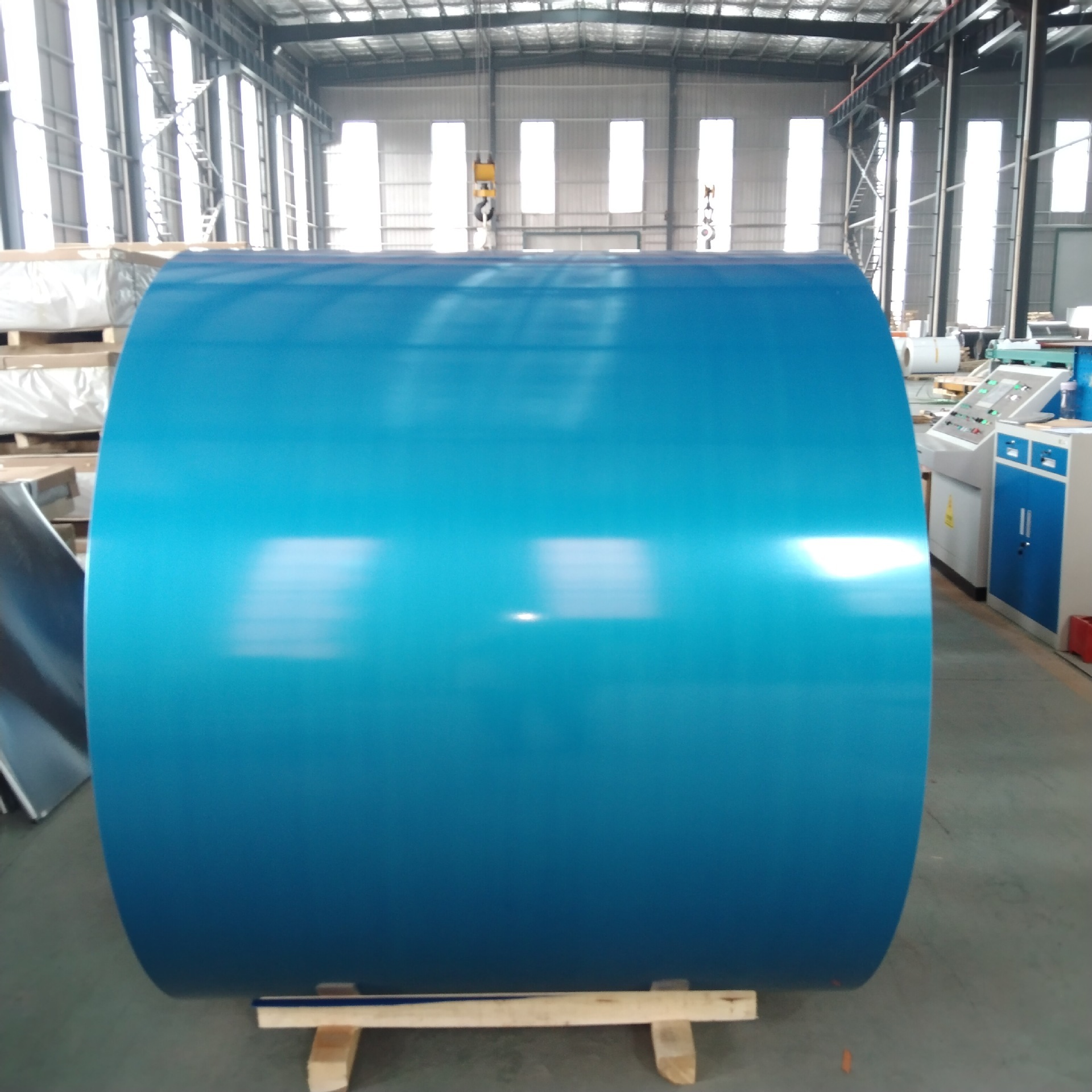 Aluminum rolls, aluminum plates, aluminum magnesium metal.