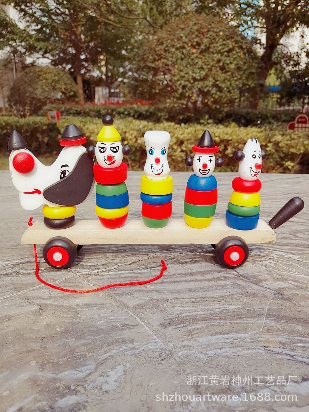 A substitute for a birthday gift decoration for a wooden puppy toy train creative craft.