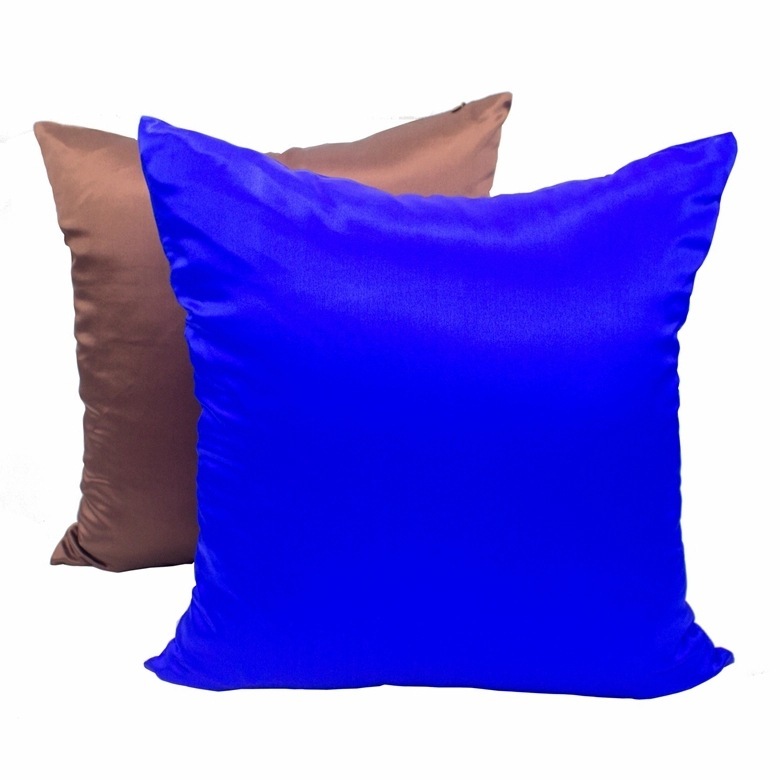 European-style silk pillows, silk pillows, silk pillows, zippers, car couches.