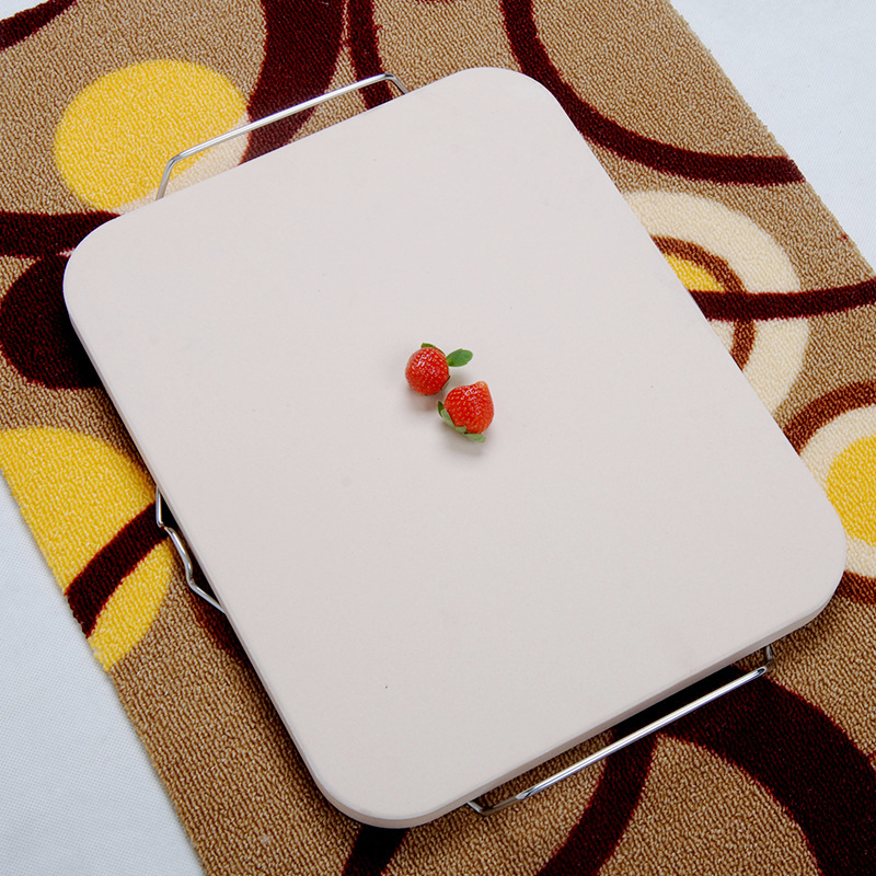 Máy Pizza nướng bằng những viên đá.