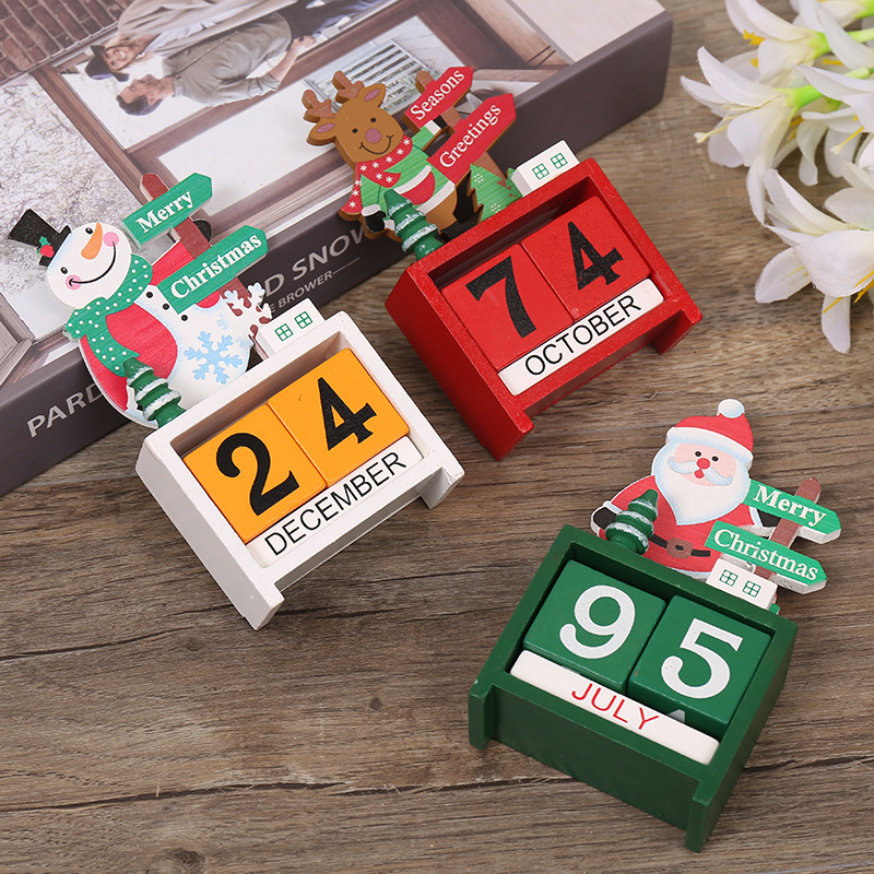 A Christmas wood creative calendar gift for Santa's New Year's wood table-selling.