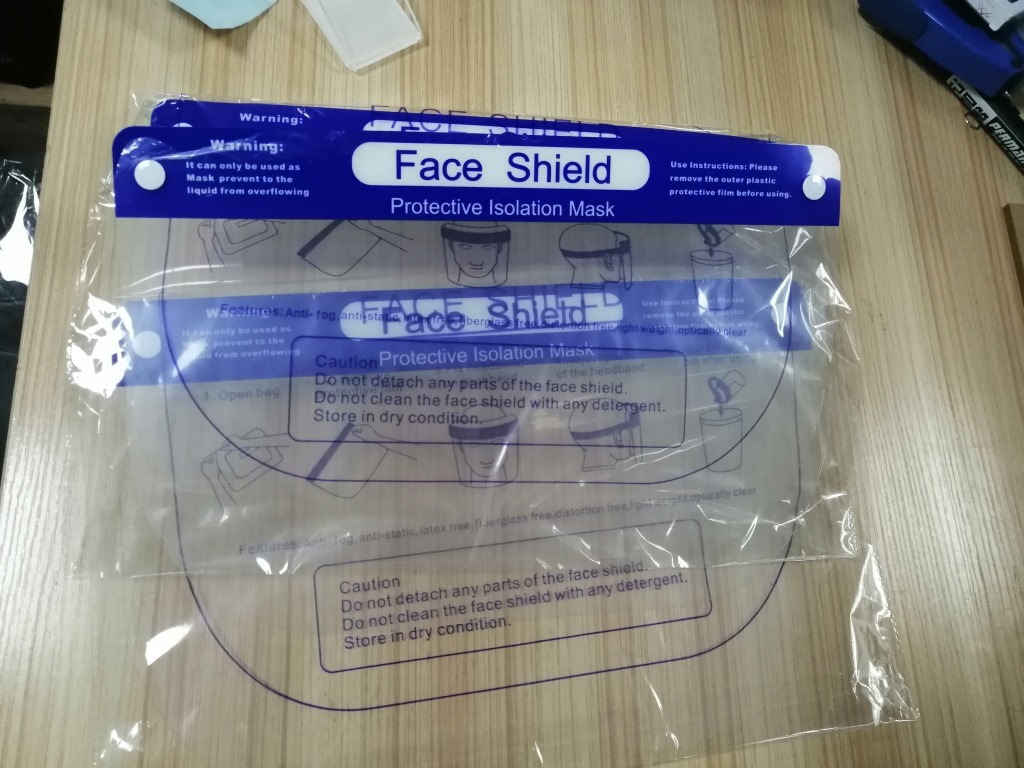 Personal protective mask, high-transparent double-faced fogproof-proof-jet-proof.