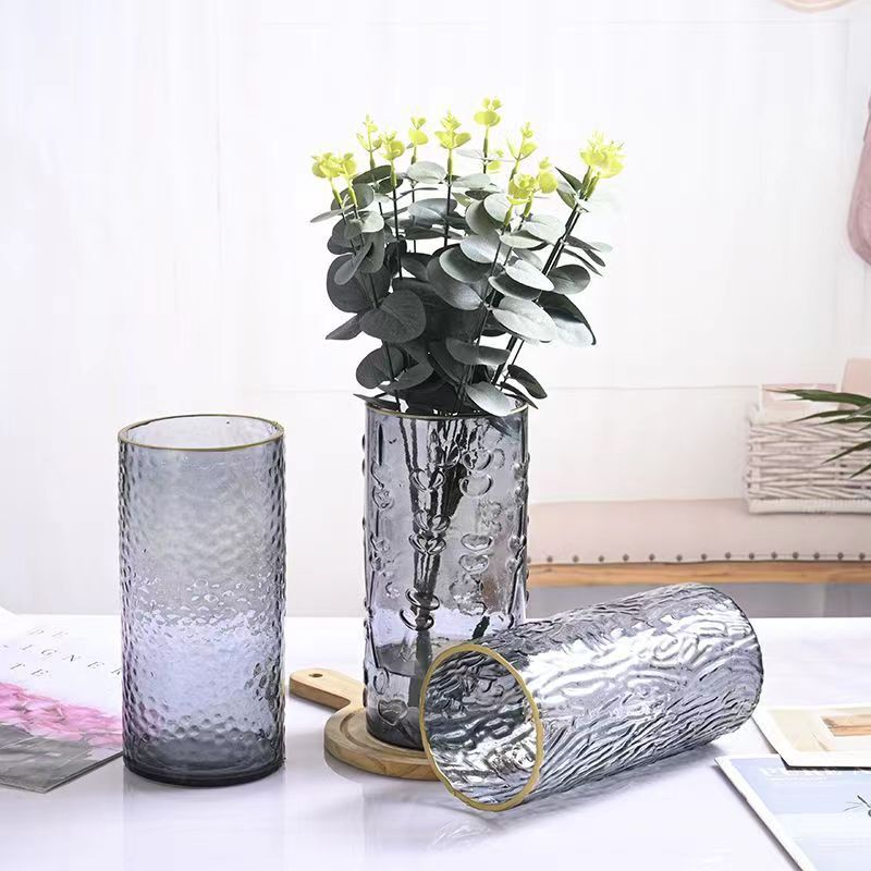 Những ý tưởng phong phú về những ngôi nhà giàu có và giàu có trong nhà, những cái đĩa thủy điện với một thùng kính thẳng.