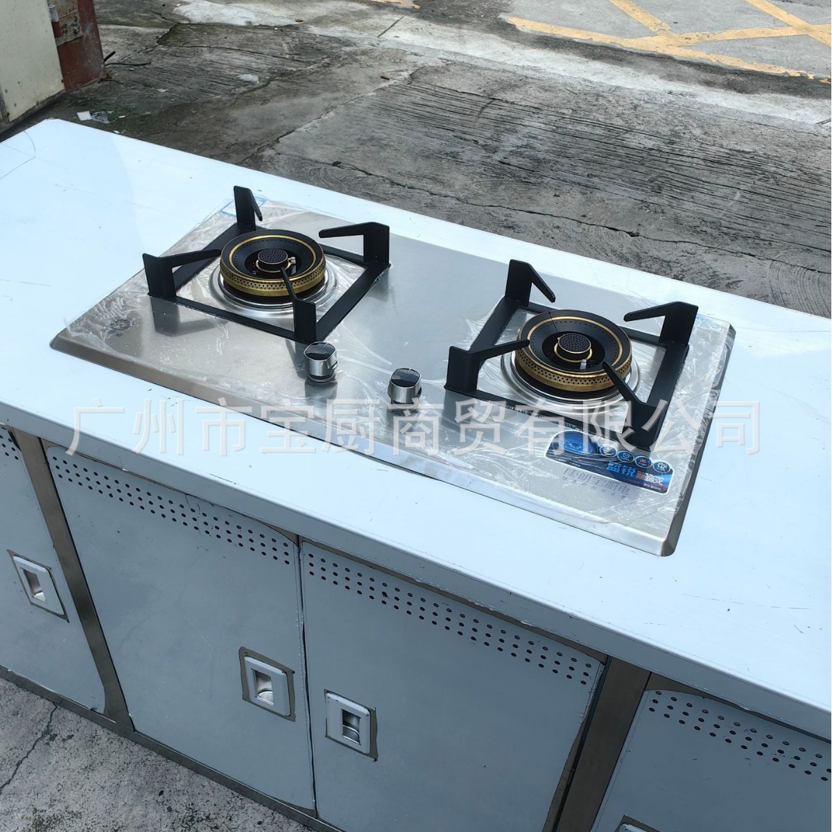 Các tủ bếp thép không rỉ, các tủ bếp ga dày, tủ chứa nhiều mục đích cho các bồn xăng.