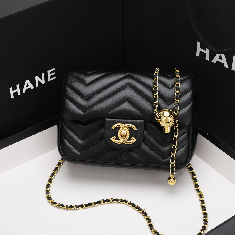2023 new twirling gold ball bag by fat one-shoulder, little vanilla chain bag.