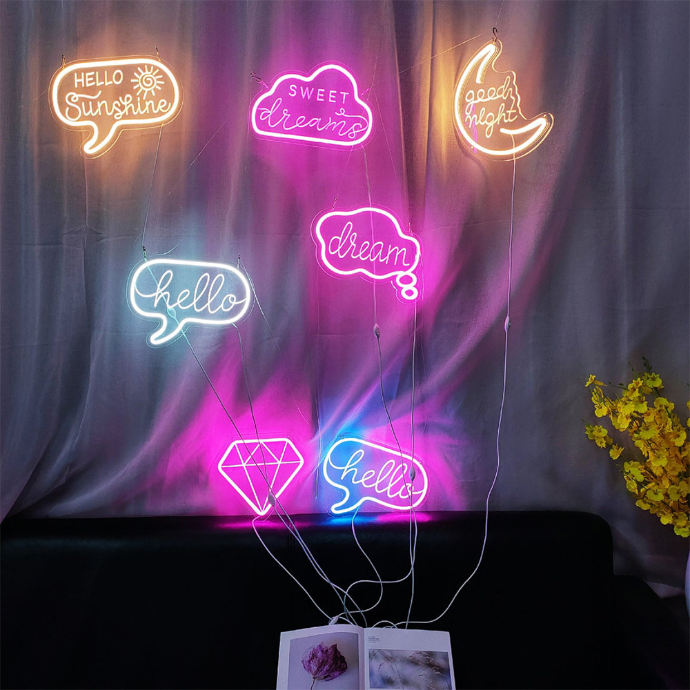 Chữ Anh neon, xin chào ánh nắng mặt trời, các bạn đã vượt qua biên giới với một nhãn hiệu ánh sáng lấp lánh.