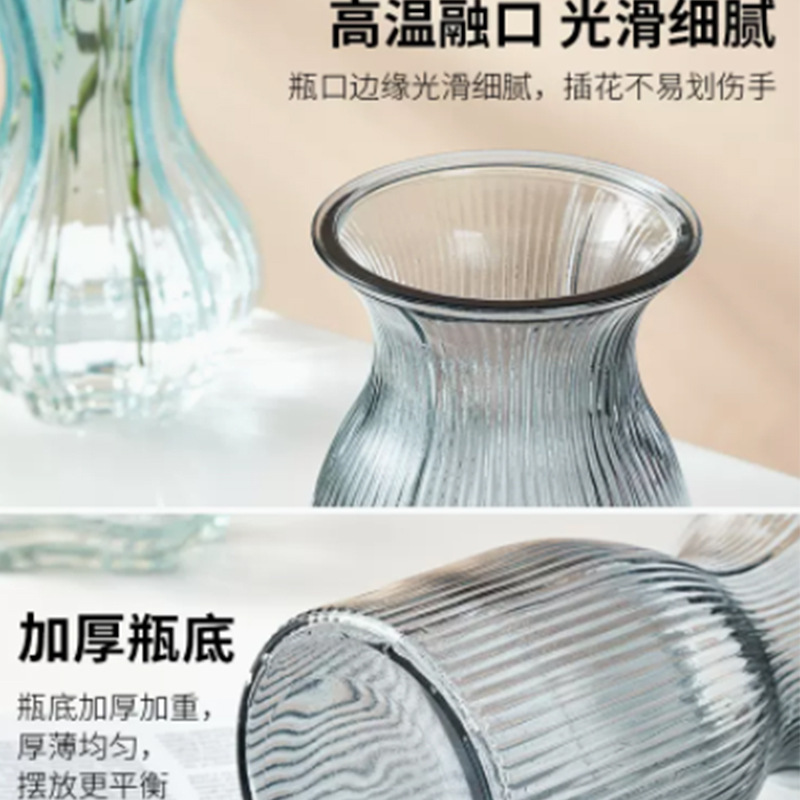 Trong suốt những chiếc bình cho một phòng khách ở Bắc Đại Tây Dương.