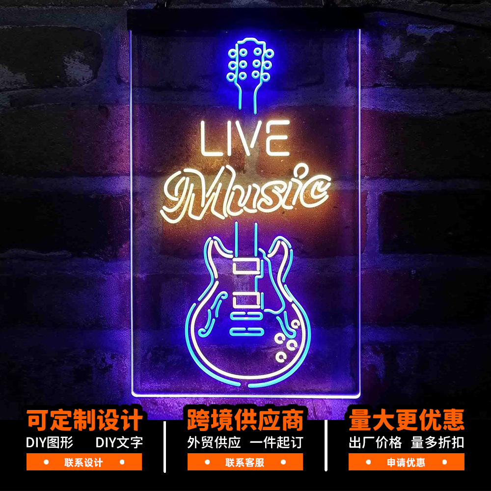 Tùy chỉnh hiển thị của một người bán hàng xuyên biên giới với một đèn neon trong móc treo cổ của câu lạc bộ.