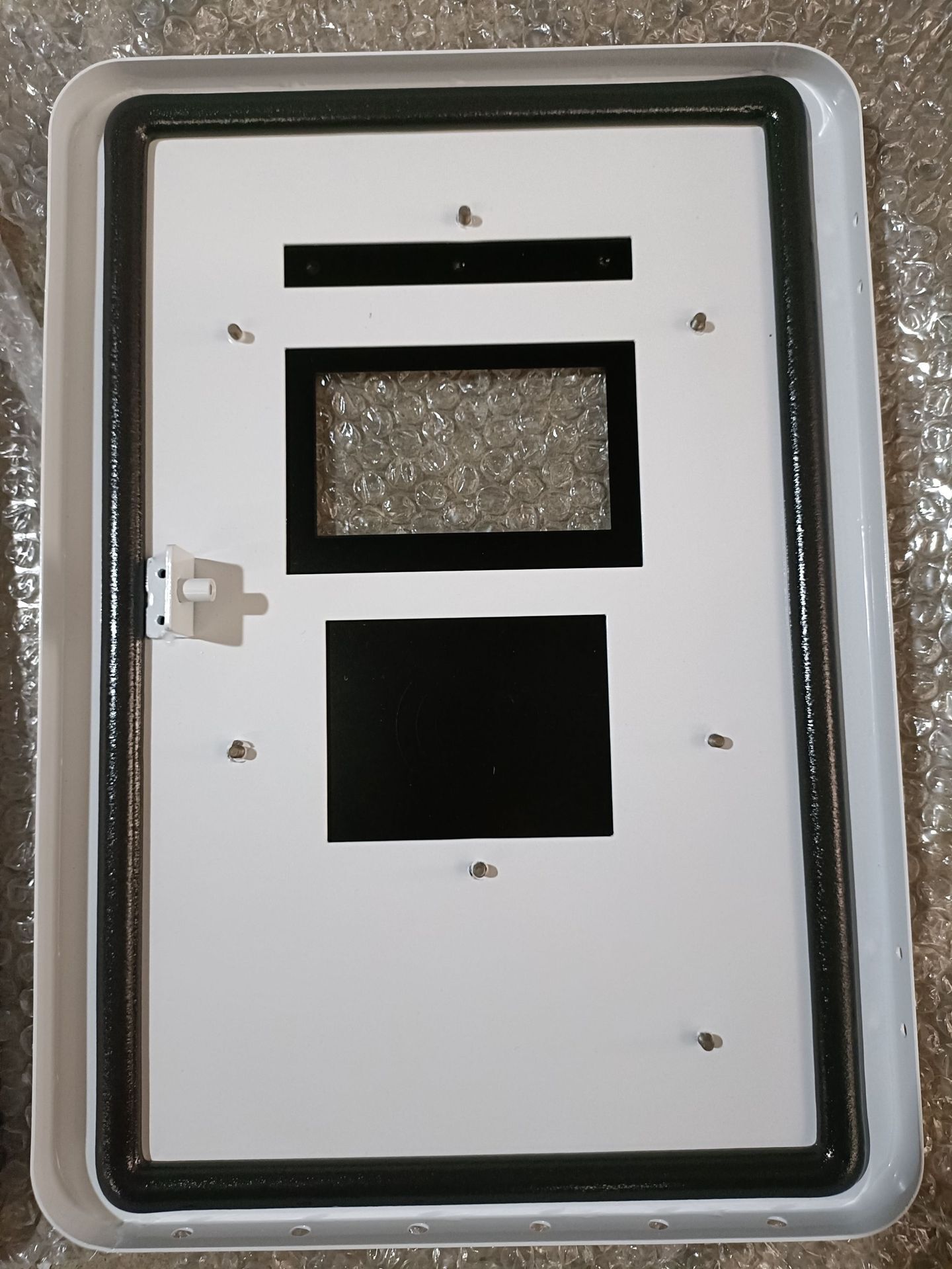 Zippin door sealed hair cream, electric car charger box glued, cabinet door field glue processed