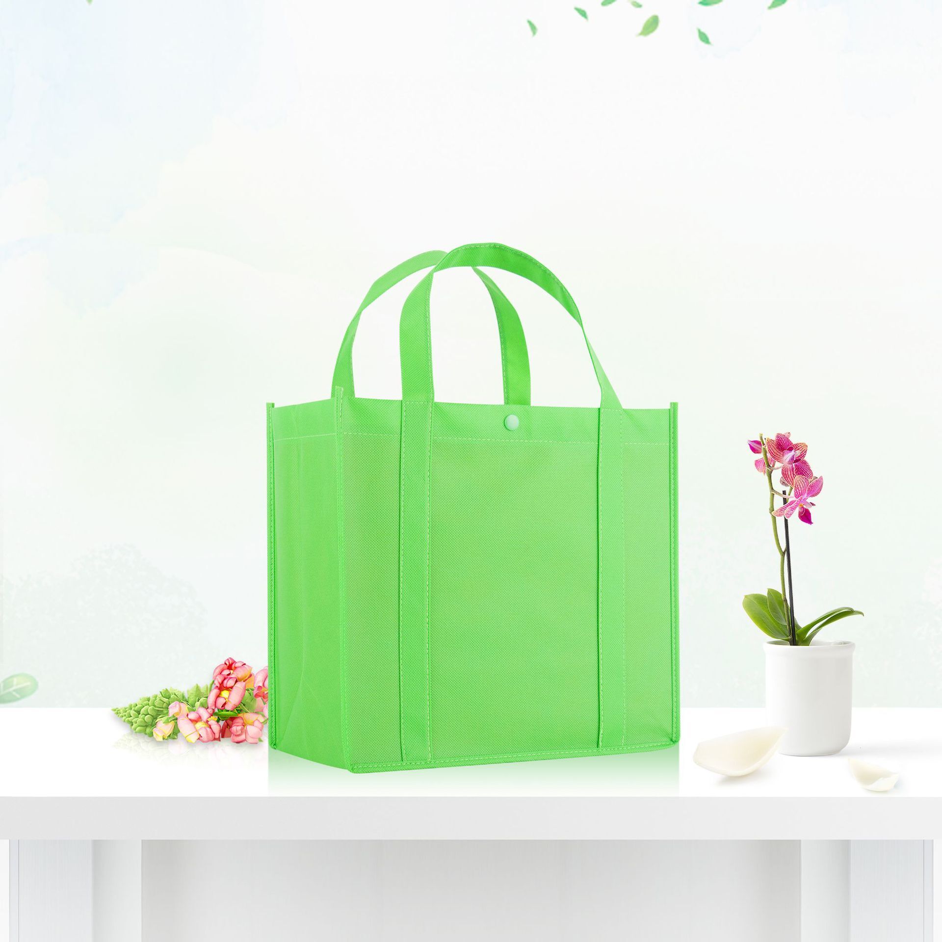 Large line, hand-held, green-packed, live, creative-printed, non-swiped, cold-season bag.