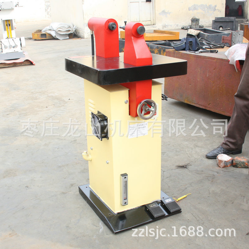 Plant supply. Hydraulic hoove projector LY-210-100A