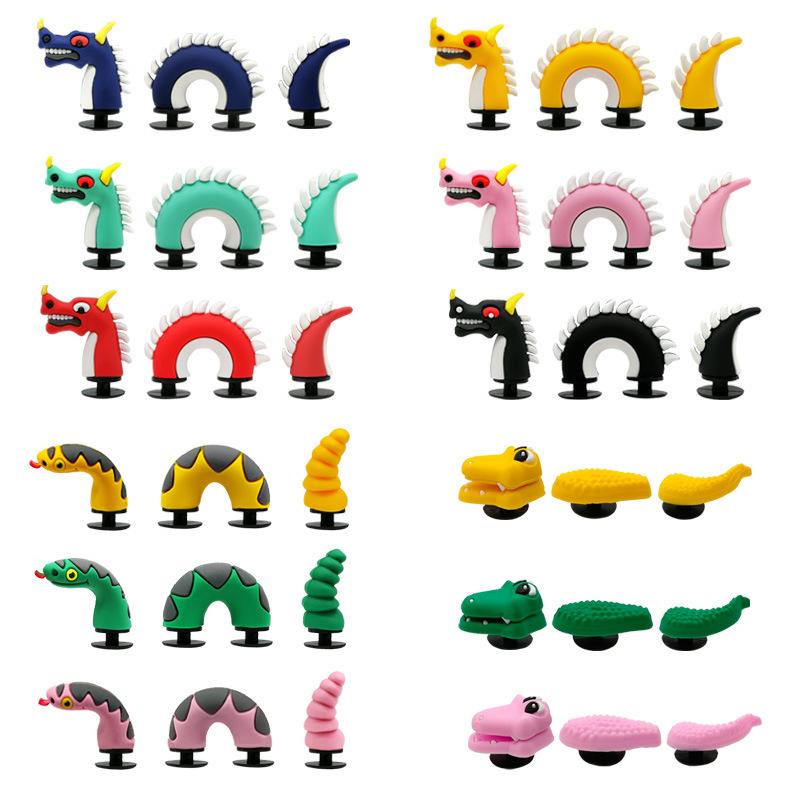Một đôi giày mới cỡ 3D có lỗ trên giày, một cái mông trong vườn, một cái lỗ trên giày, và một chỗ cho cá rắn.