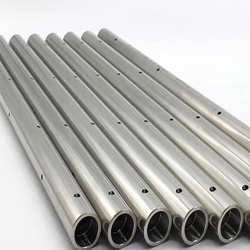 Xe bằng thép không rỉ dùng vật liệu ống để chọn bề mặt mịn và sạch mà không có cạnh rậm.