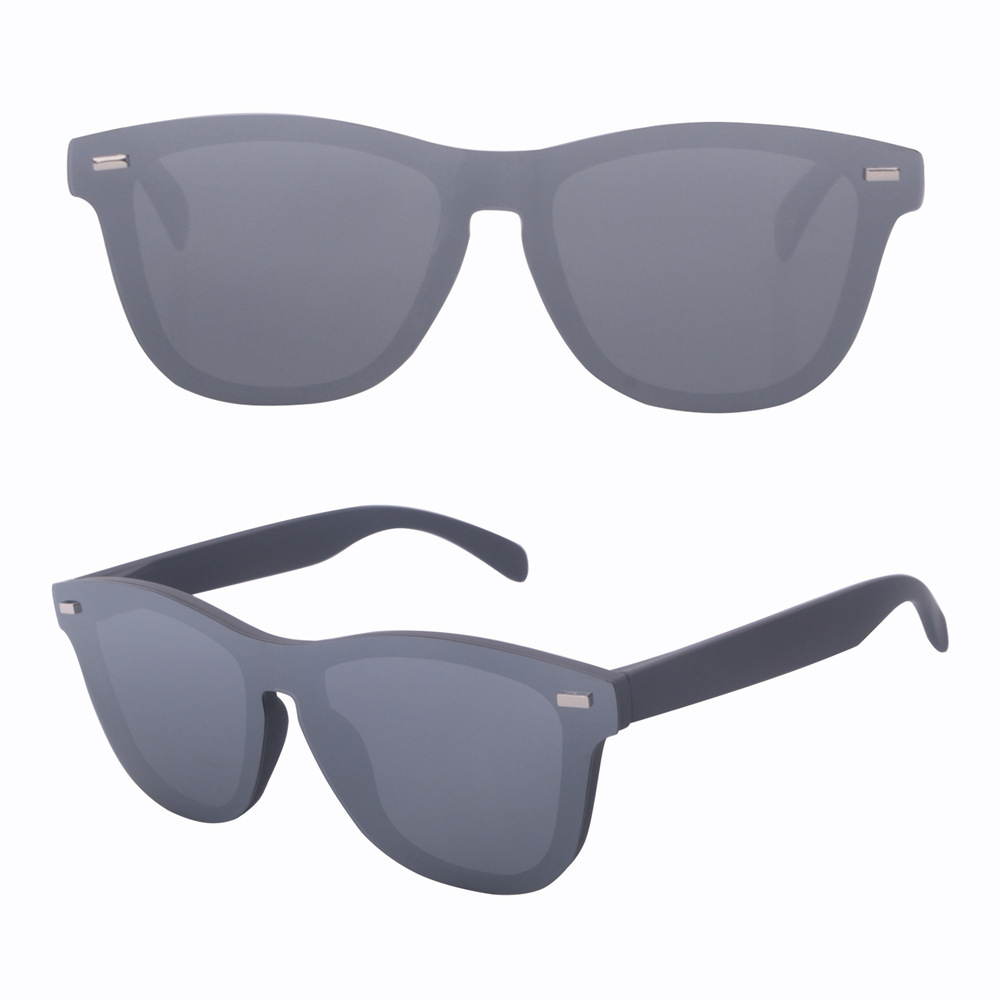 Fashion sunglasses at the factory's source, women and men are trending against UV sunglasses outside the house.