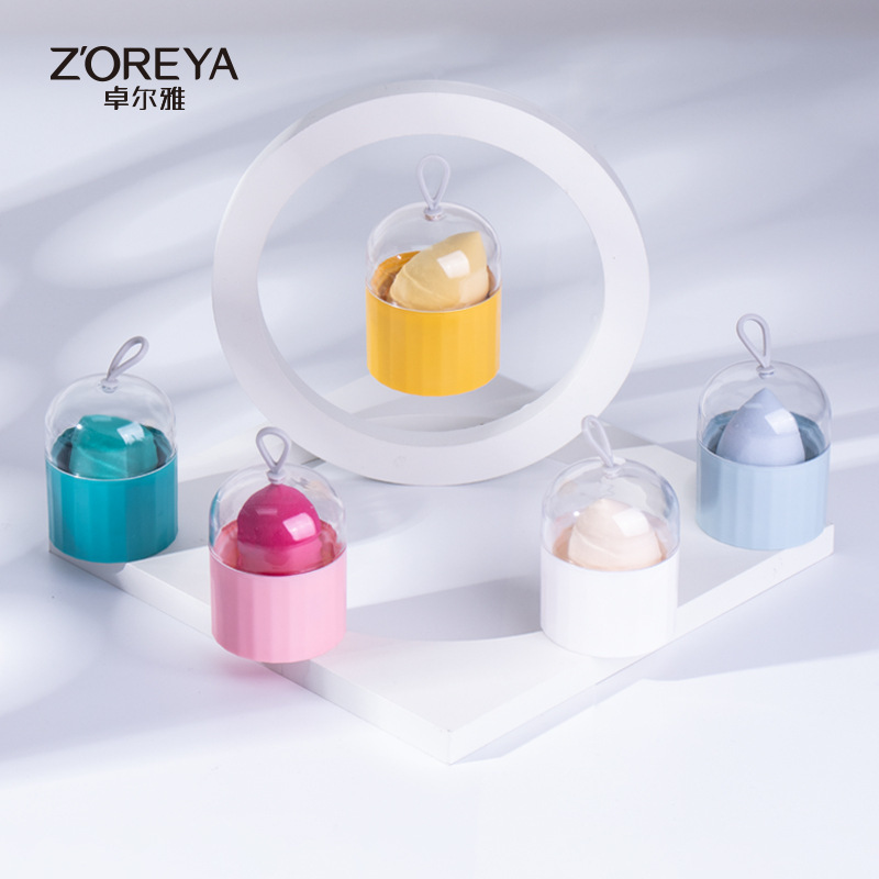 Zorya's new make-up egg tinkled sponges dry and wet, and made-up powdered eggs.