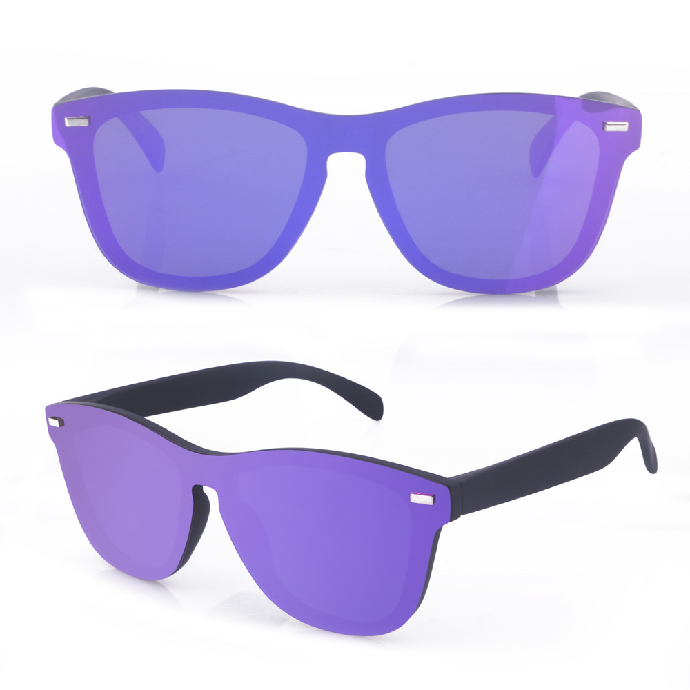 Fashion sunglasses at the factory's source, women and men are trending against UV sunglasses outside the house.