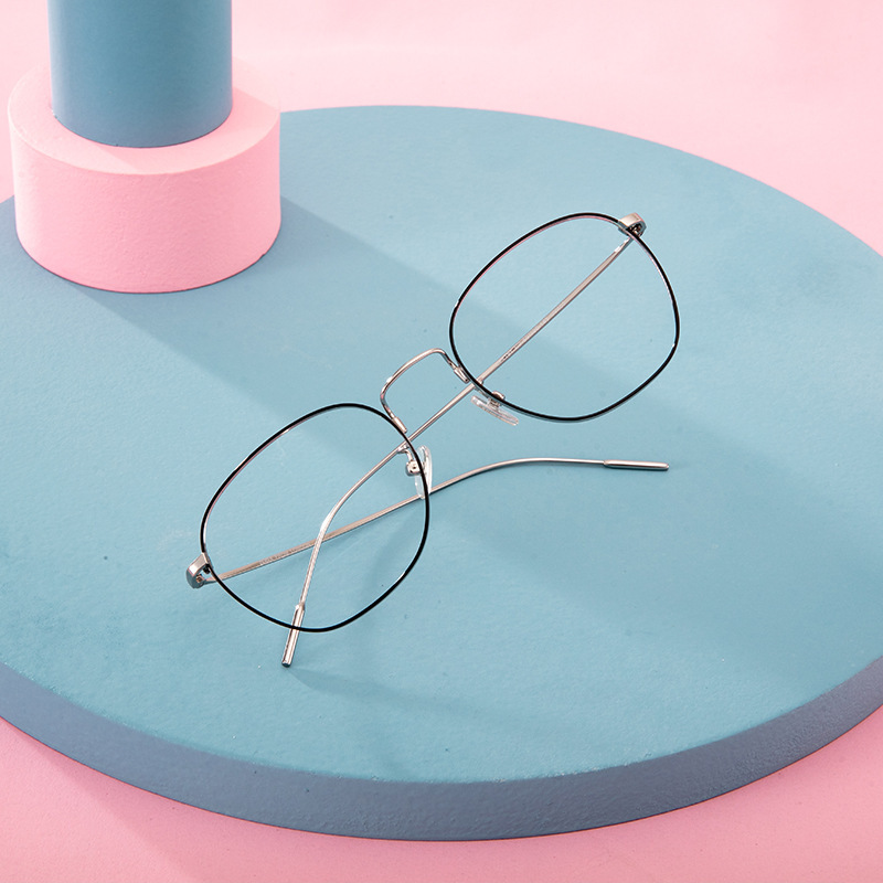 High-end blue-ray eyeglasses, new-format branded retroverts, anti-retired titanium glasses.