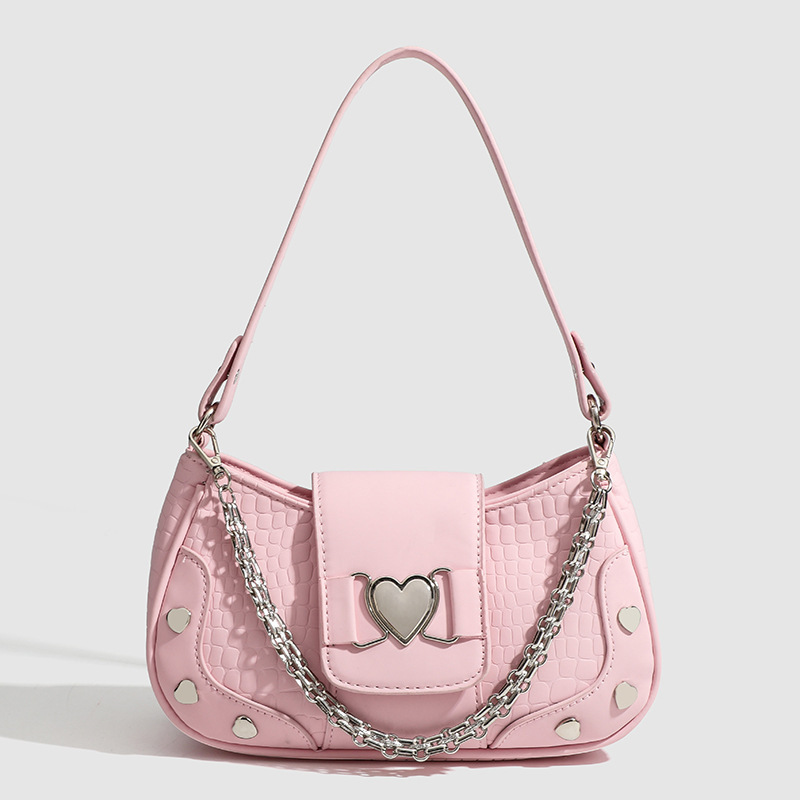 Small crowd bags, female 2024, new heart-shaped accessories in the fall, one-shoulder slash across the pack with long shoulder belts.