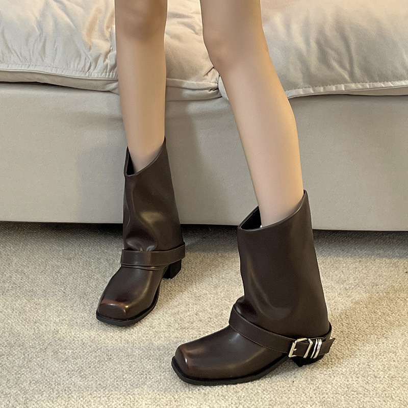 Coarse-skinned tanpants bootie, 2024, new retrospect belt buttons, booty-skinplugs.