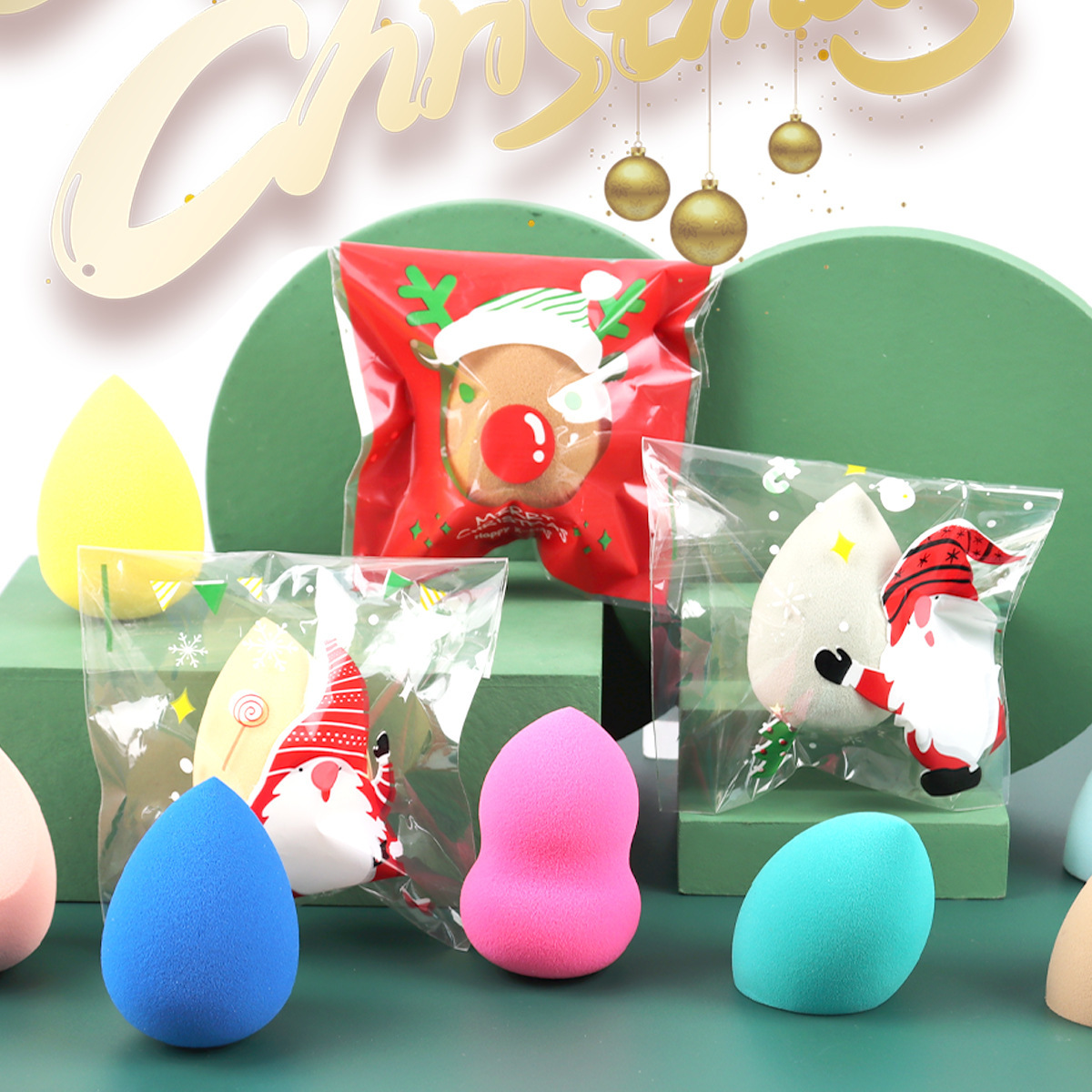 Zorya's new Christmas make-up make-up sponges don't eat powdered super-soft-skinned egg drops.