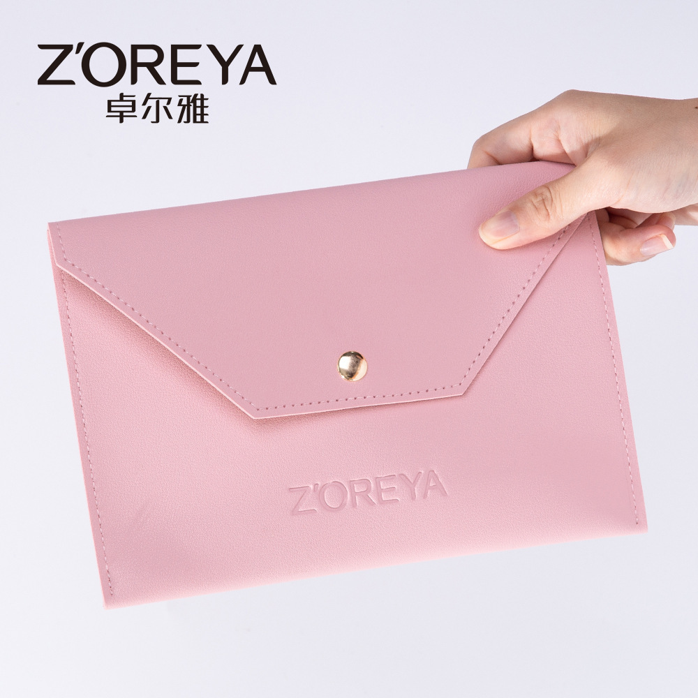 Zorya Made-up 도구는 6-colour PU-envelope make-up 도구로 배포합니다.