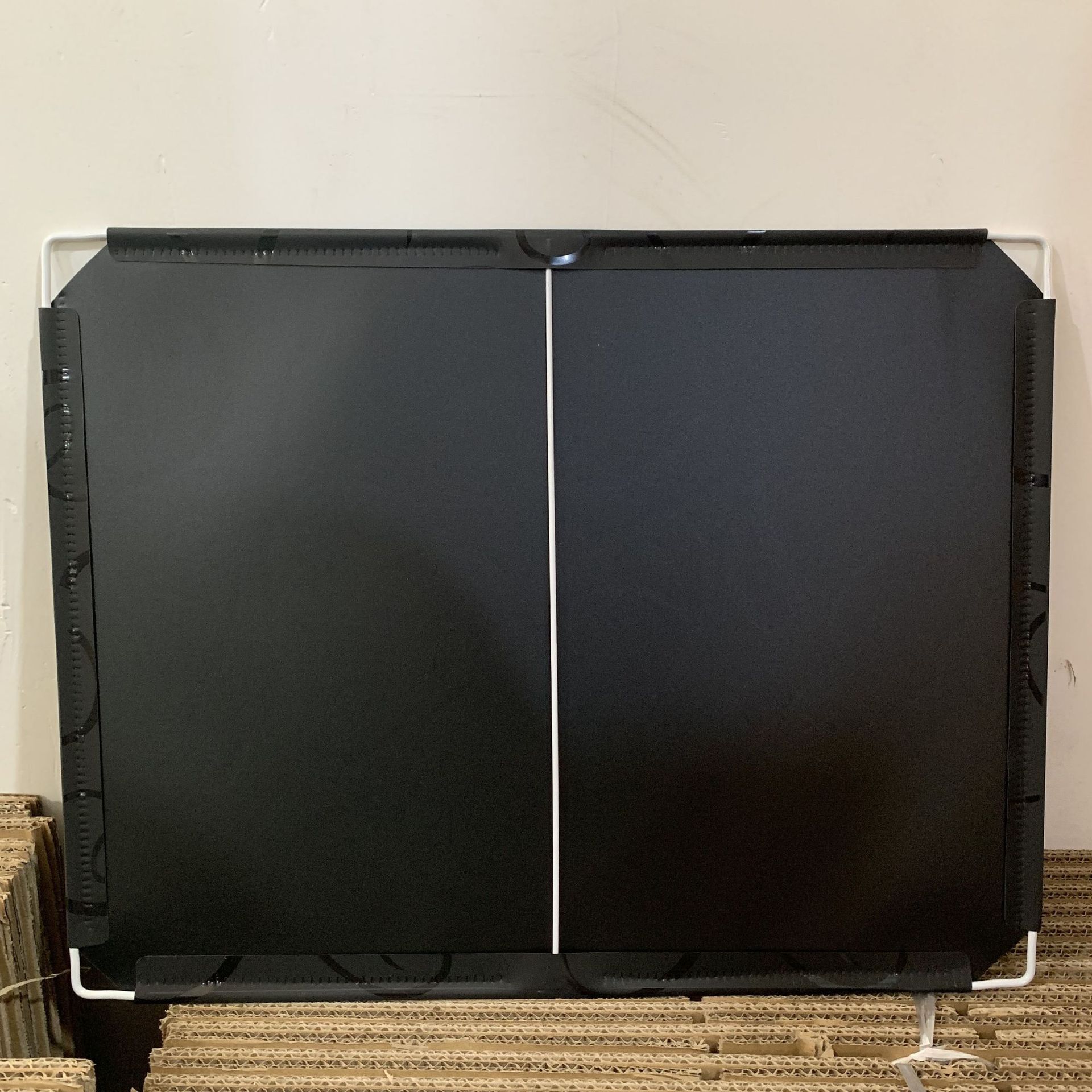 The factory's spare parts are distributed to diy.