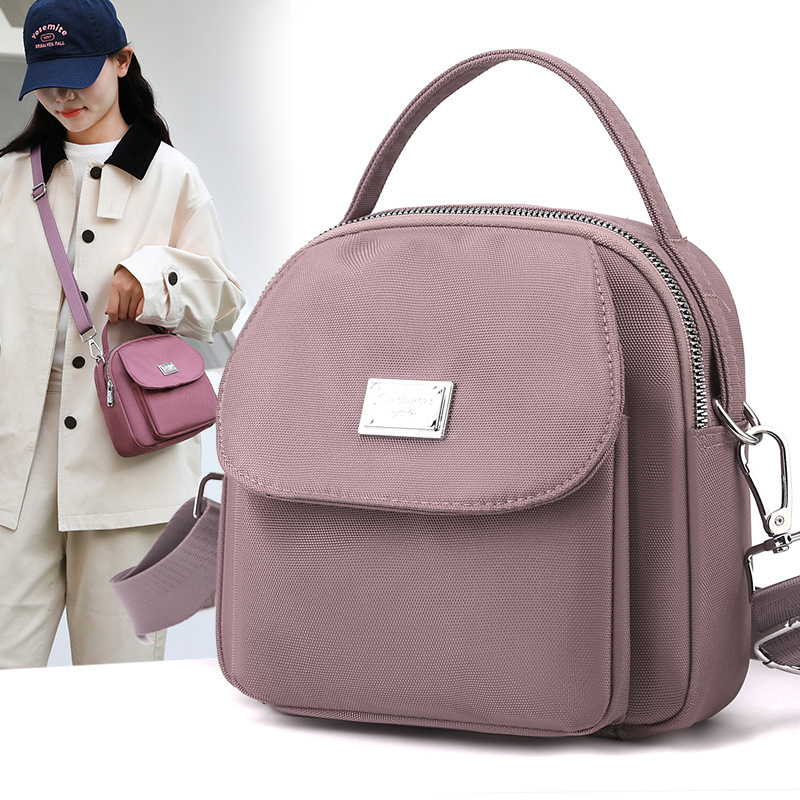 A new 2024 single-shoulder slant bag, a simple, pure-skinny-rone handbag.