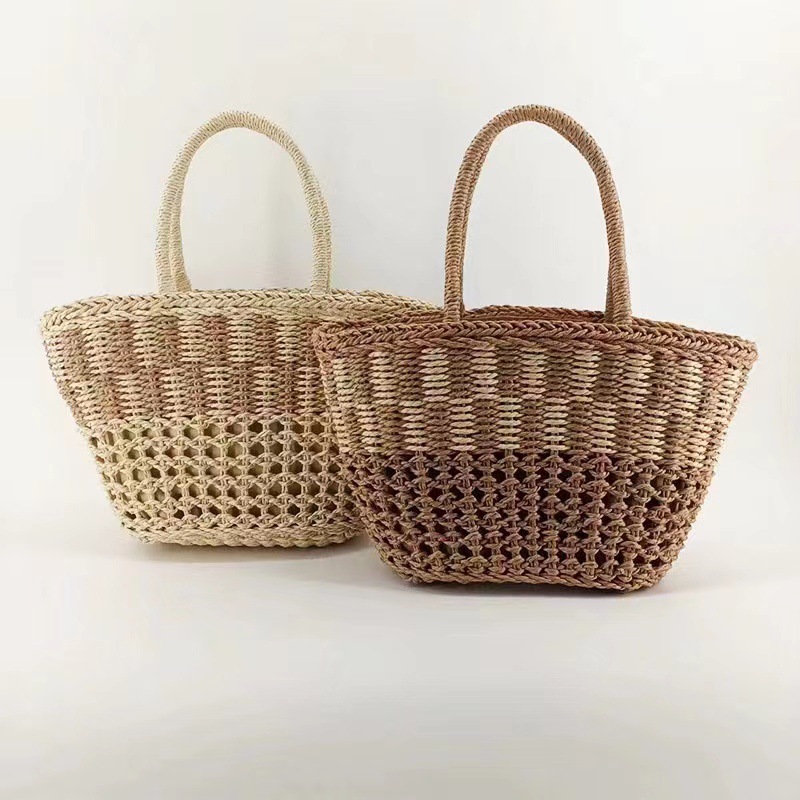 The factory supplies a single-shouldered, empty-weaving bag, a new large French-capacity, beach bun on the beach.