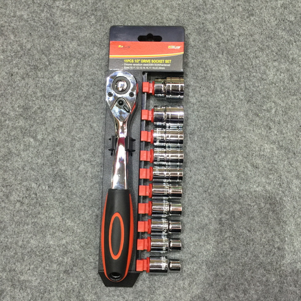 Wrench wrench kit