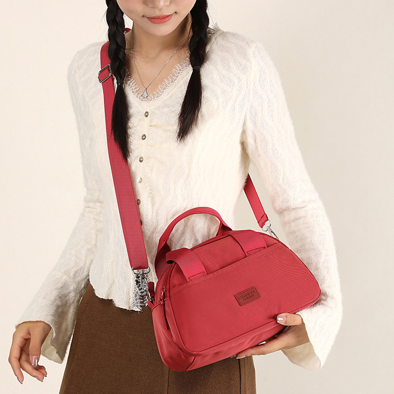 I've got 2023 new one-shoulder-slank handbags for a short Korean version of the bag.