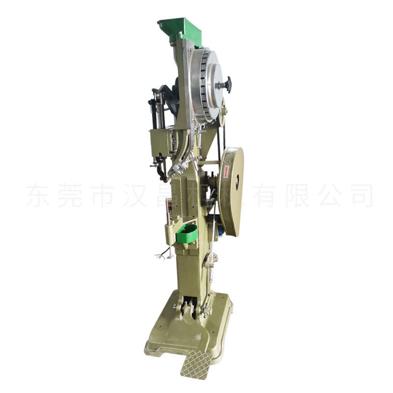 The manufacturer's right-to-hand nail machine can't customize a large-scale pincracker.